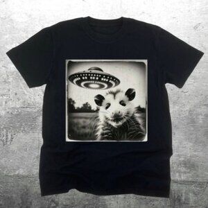 Funny Possum Shirt Opossum Selfie Picture Shirt Weird Animal Shirt